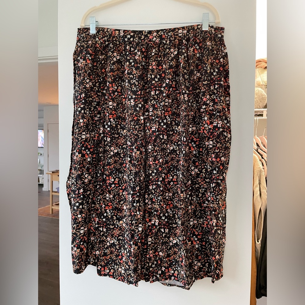 Old Navy Floral Midi-Skirt